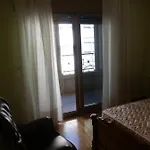 Nustre *